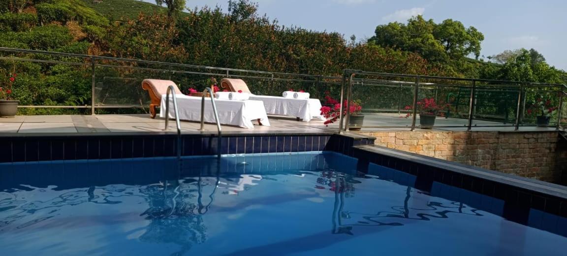 Grand Valley Resort Anachal Ngoại thất bức ảnh